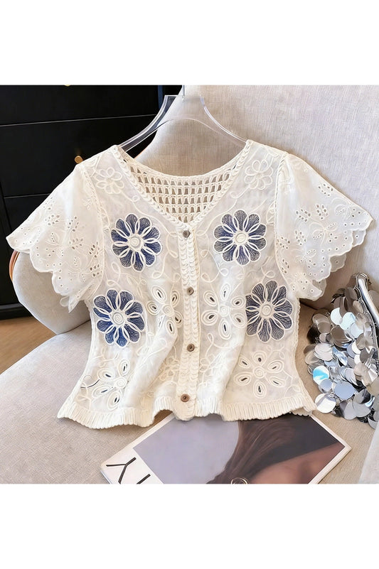 Floral Buttoned Blouse