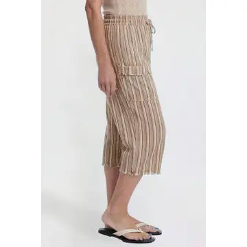 Pull-On Skimmer Pants